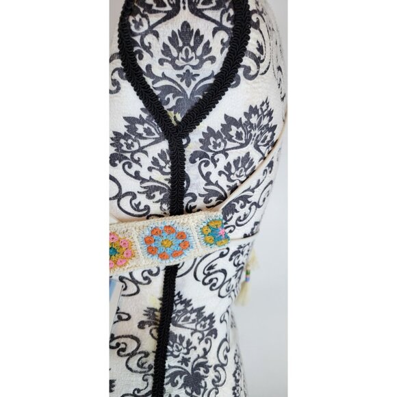 ISABELLA ROSE Women's Bikini Top Brallete Small Beige Embroidered Cross-Back - Picture 6 of 7